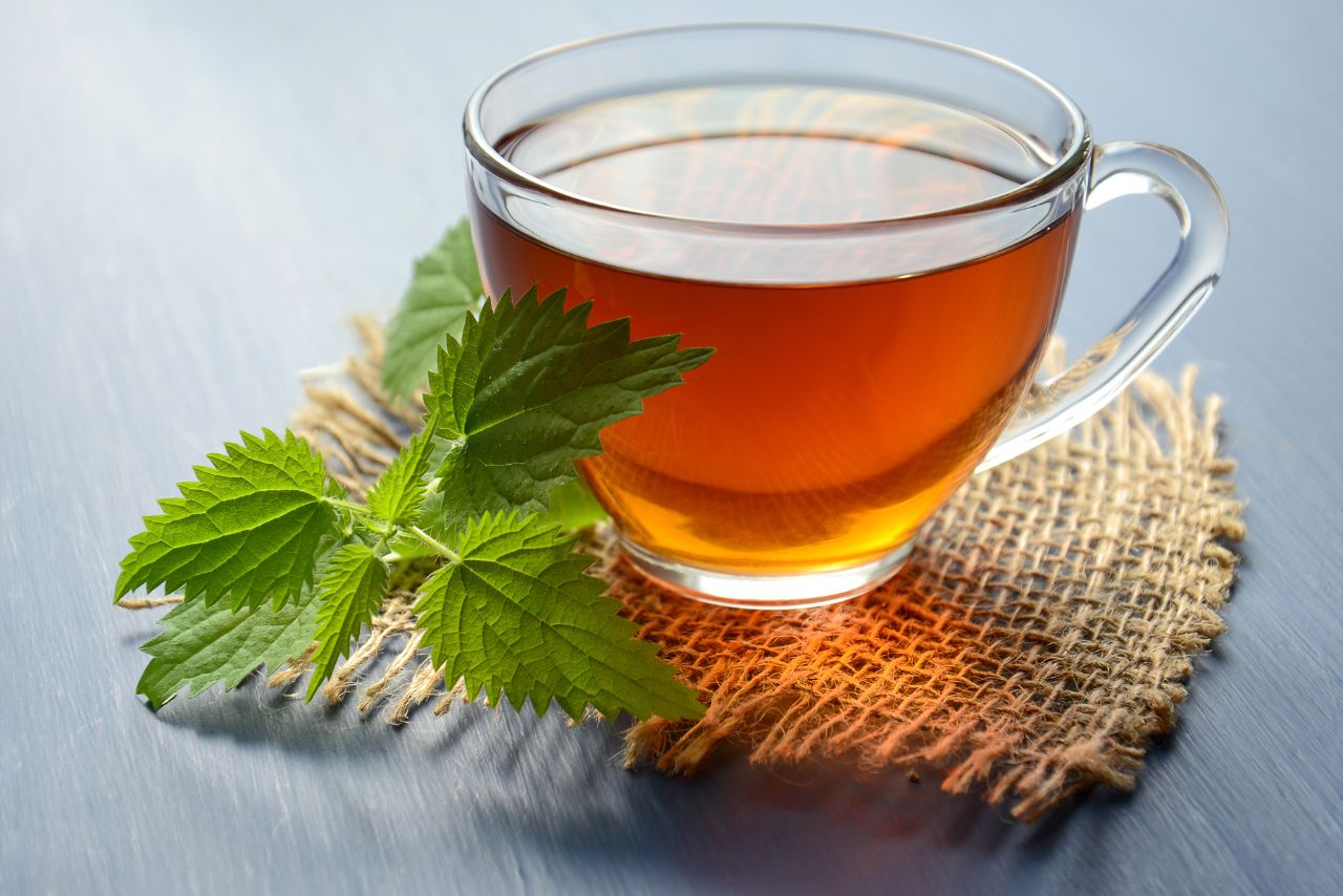 You are currently viewing Tulsi Tea Benefits, Recipe, and Health Risks